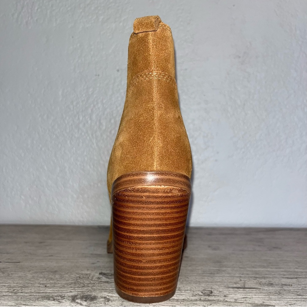 Marc Fisher Matter Chelsea Boot - Picture 4 of 6
